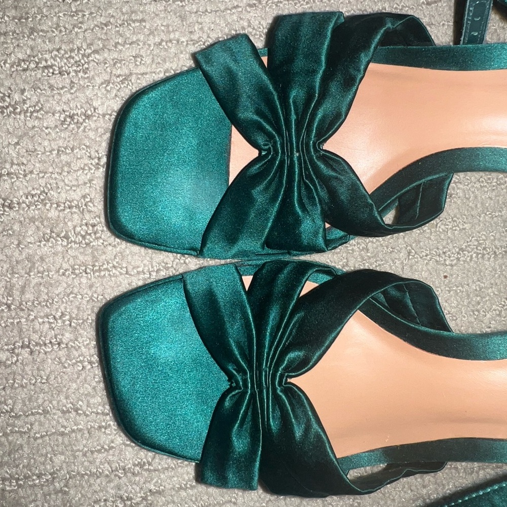 Reformation Emerald Satin Knotted Slingback Heels - Picture 3 of 4